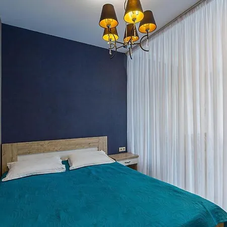 цехова 1 Апартаменти